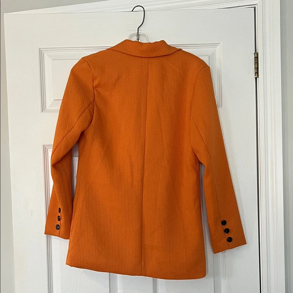 Homeyee Women's Vibrant Orange Blazer - Picture 4 of 4